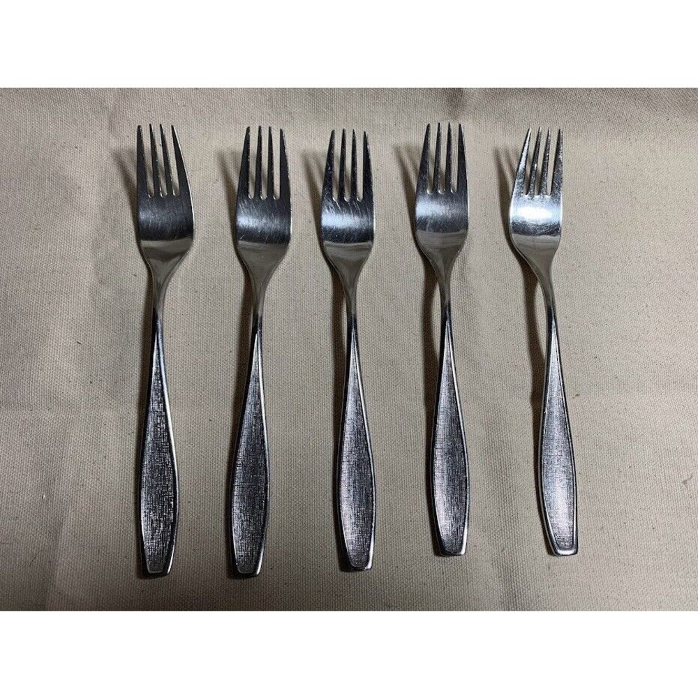 COPY - Carl Mertens CMR13 Dinner Forks Solingren Germany 18/8 Stainless